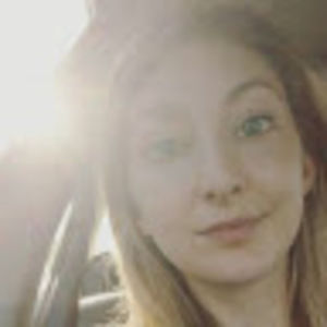 Meet your Posher, Claire